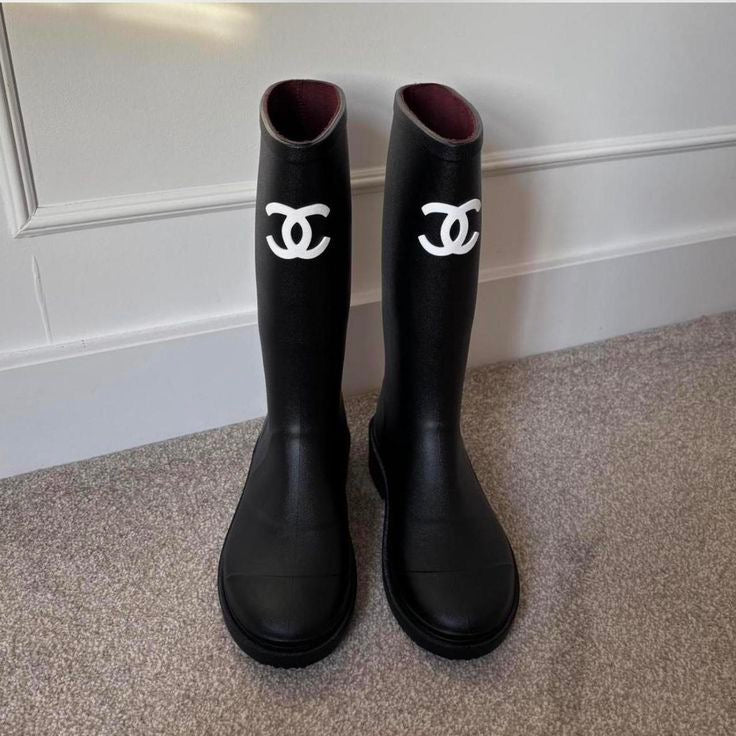 Shoes & Footwear