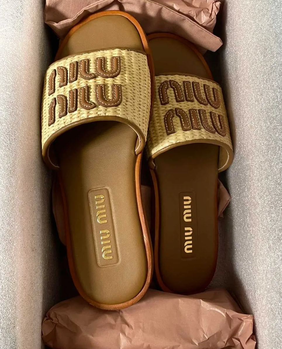 M Slides